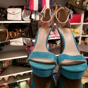 TURQUOISE SUEDE HEEL